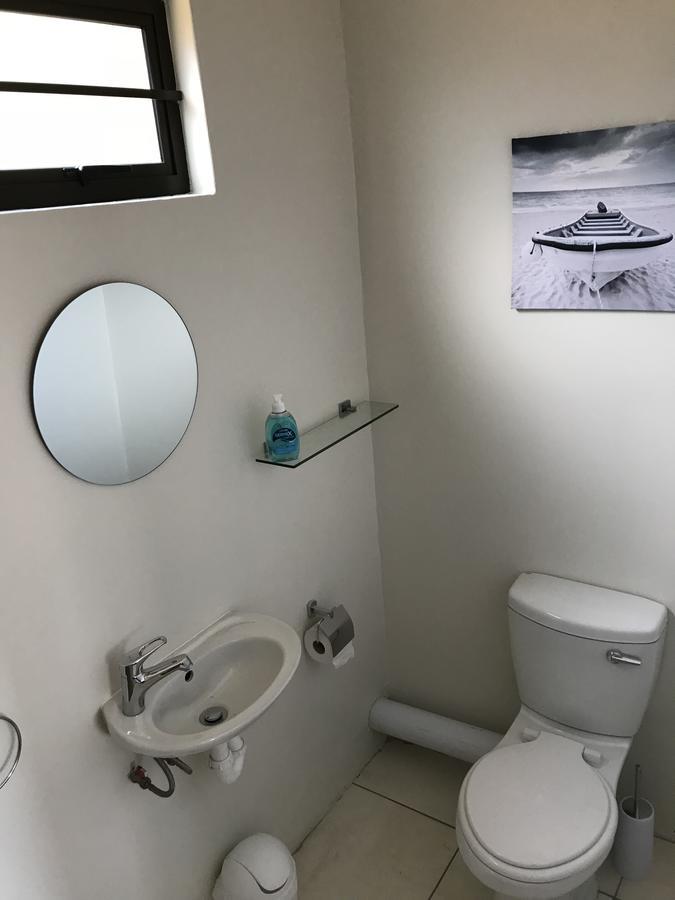 10 On Beresford Ξενοδοχείο East London Εξωτερικό φωτογραφία